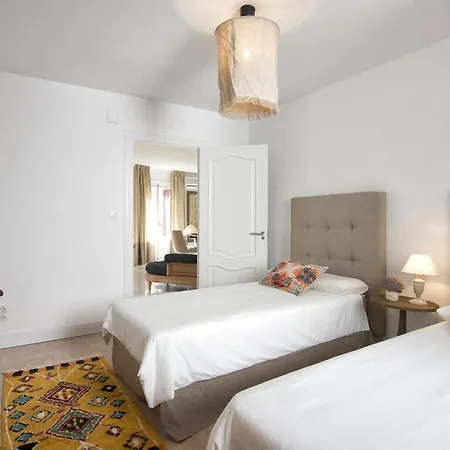 Glow And Elegant In Center Free Parking Granada